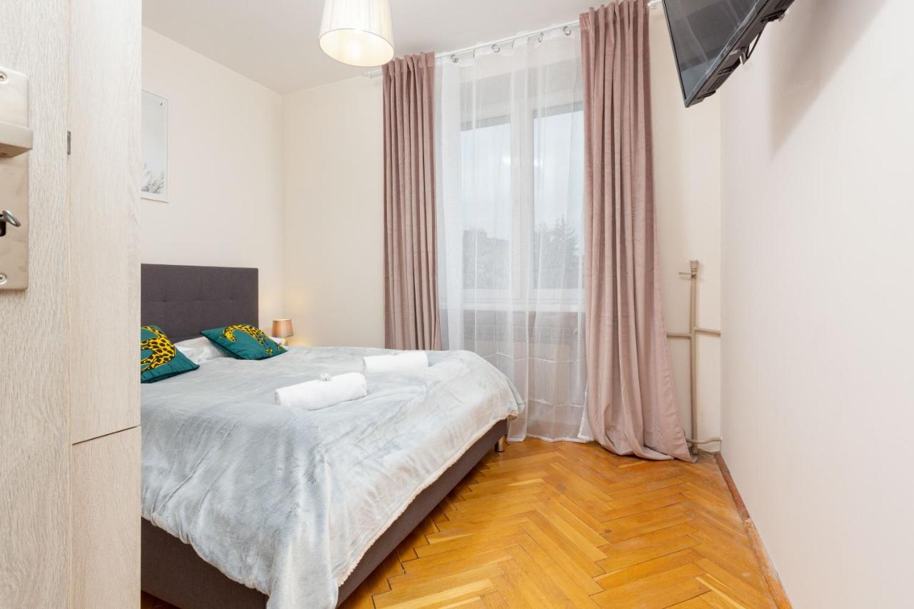 City Center Apartment Elektoralna By Noclegi Renters Warszawa Eksteriør bilde