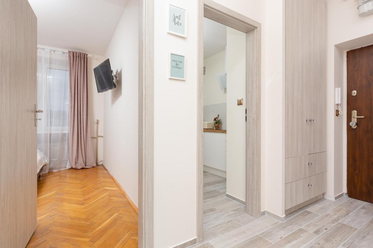 City Center Apartment Elektoralna By Noclegi Renters Warszawa Eksteriør bilde